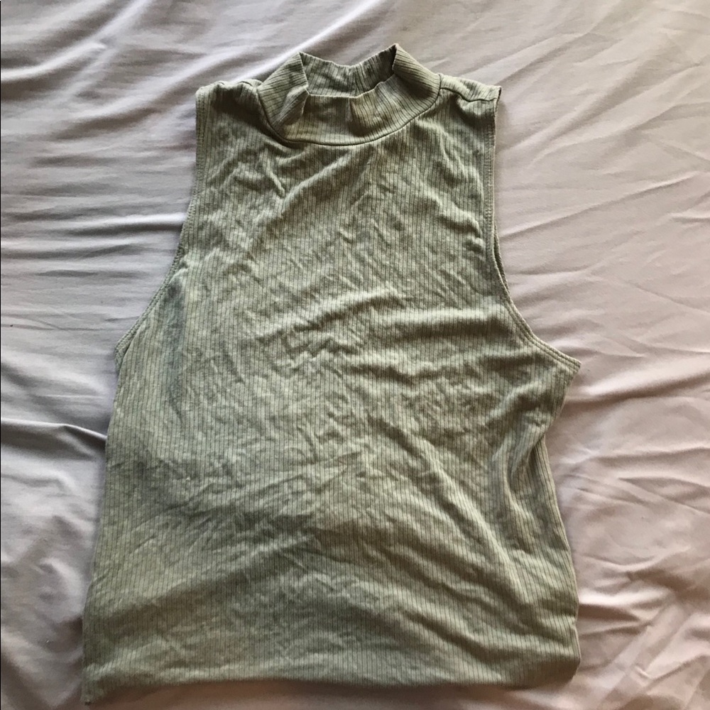 free crop top